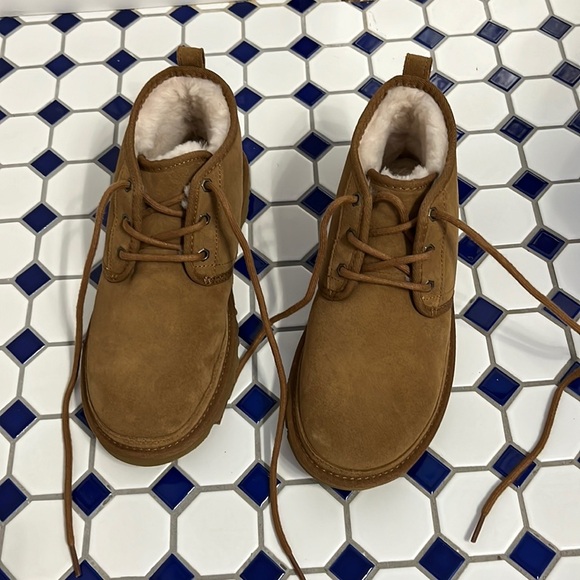 New UGG × Charcoal Neumel Chukka Suede in Chestnut Men's Sz 9 - Picture 9 of 15